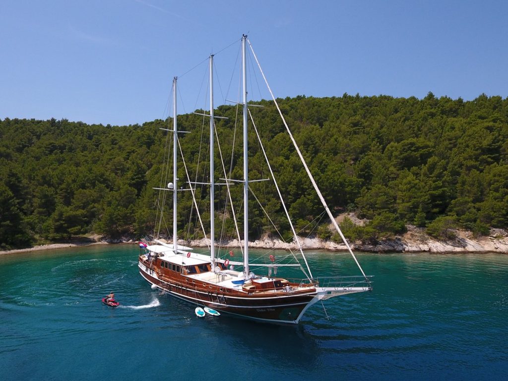 11782380496800098_gulet_croatia_charter_dolce_vita_02-1024x768