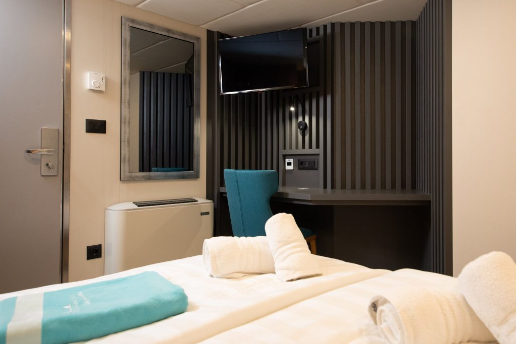 MM2-Cabins main (5)
