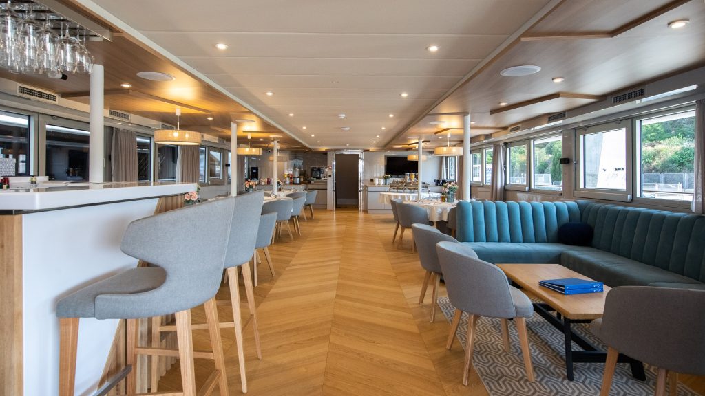 MM2-Restaurant & Lobby (14)