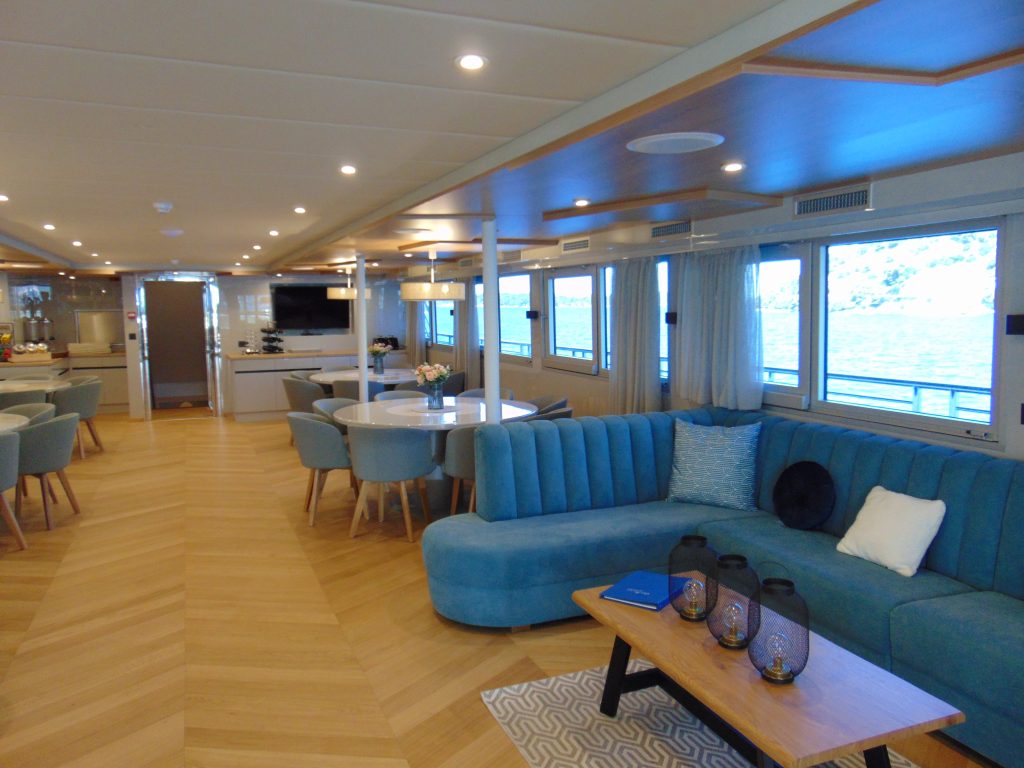 MM2-Restaurant & Lobby (6)