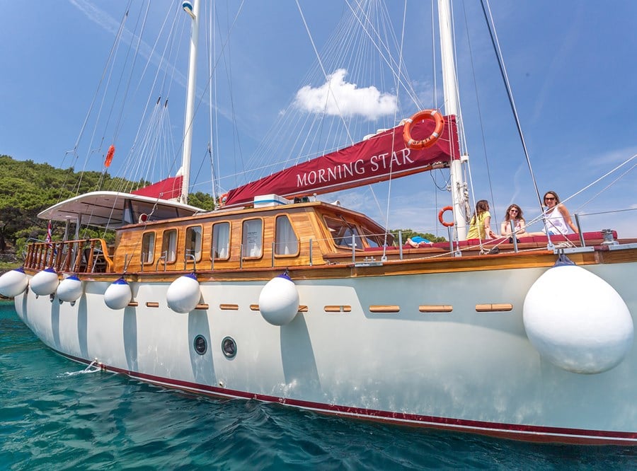 Morning star T&T TRAVEL BOUTIQUE.3peg