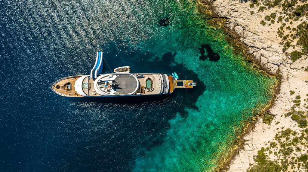 T&T TRAVEL . BELLA Aerial