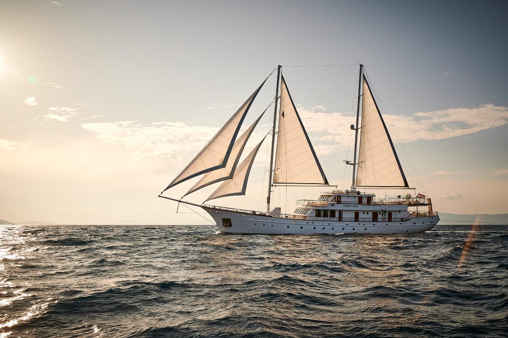 T&T TRAVEL BOUTIQUE MY CORSARIO 2