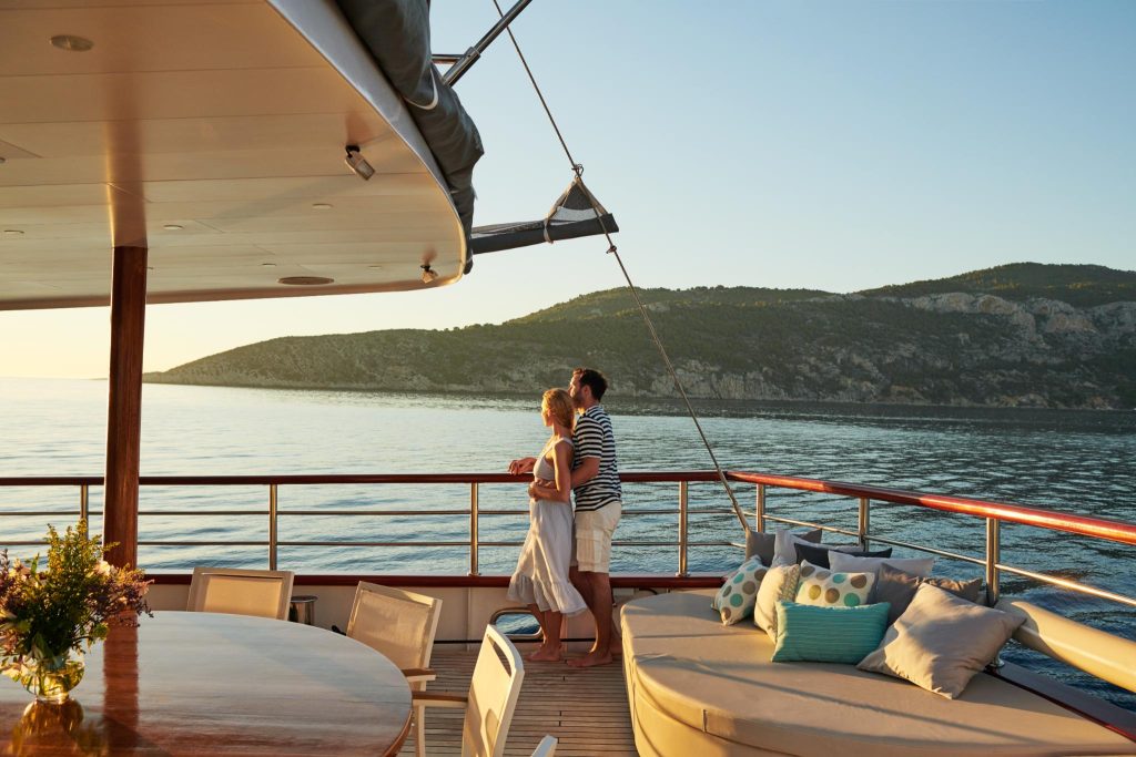 T&T TRAVEL BOUTIQUE MY CORSARIO 20