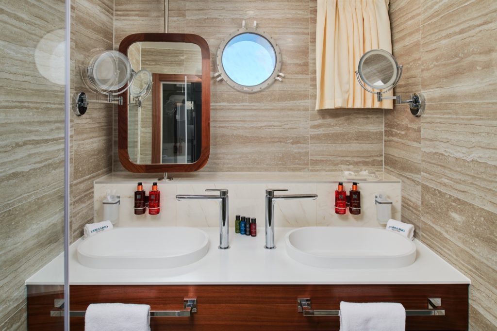 T&T TRAVEL BOUTIQUE MY CORSARIO 46