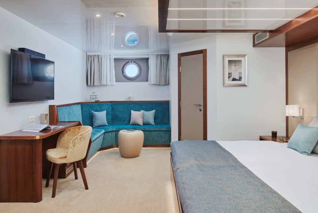 T&T TRAVEL BOUTIQUE MY CORSARIO 49jpg