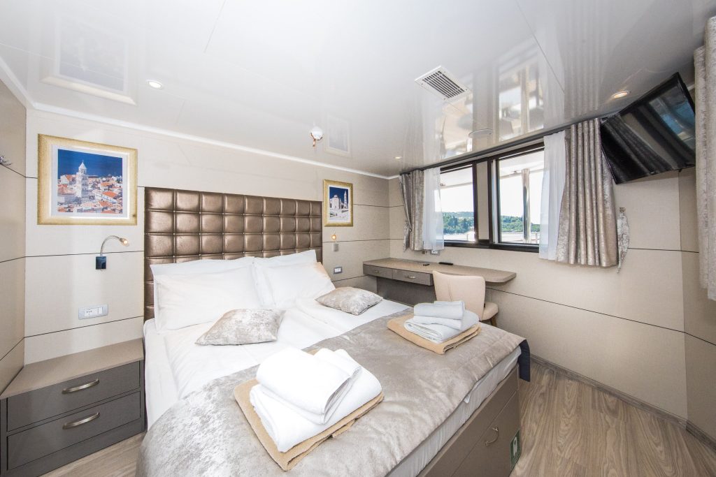 MS Ambassador - Amb-Cabin-VIP-4