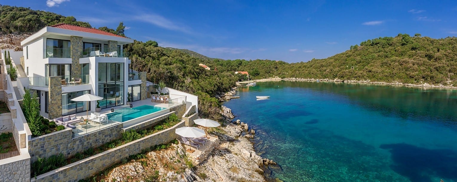 Croatia yacht charter boutique care