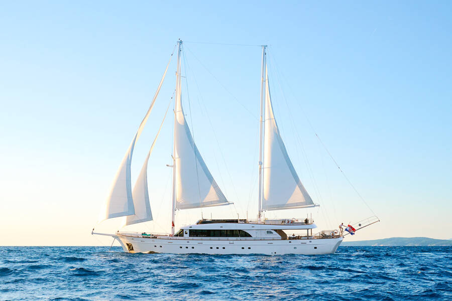 Love Story &ndash; Charter Croatia
